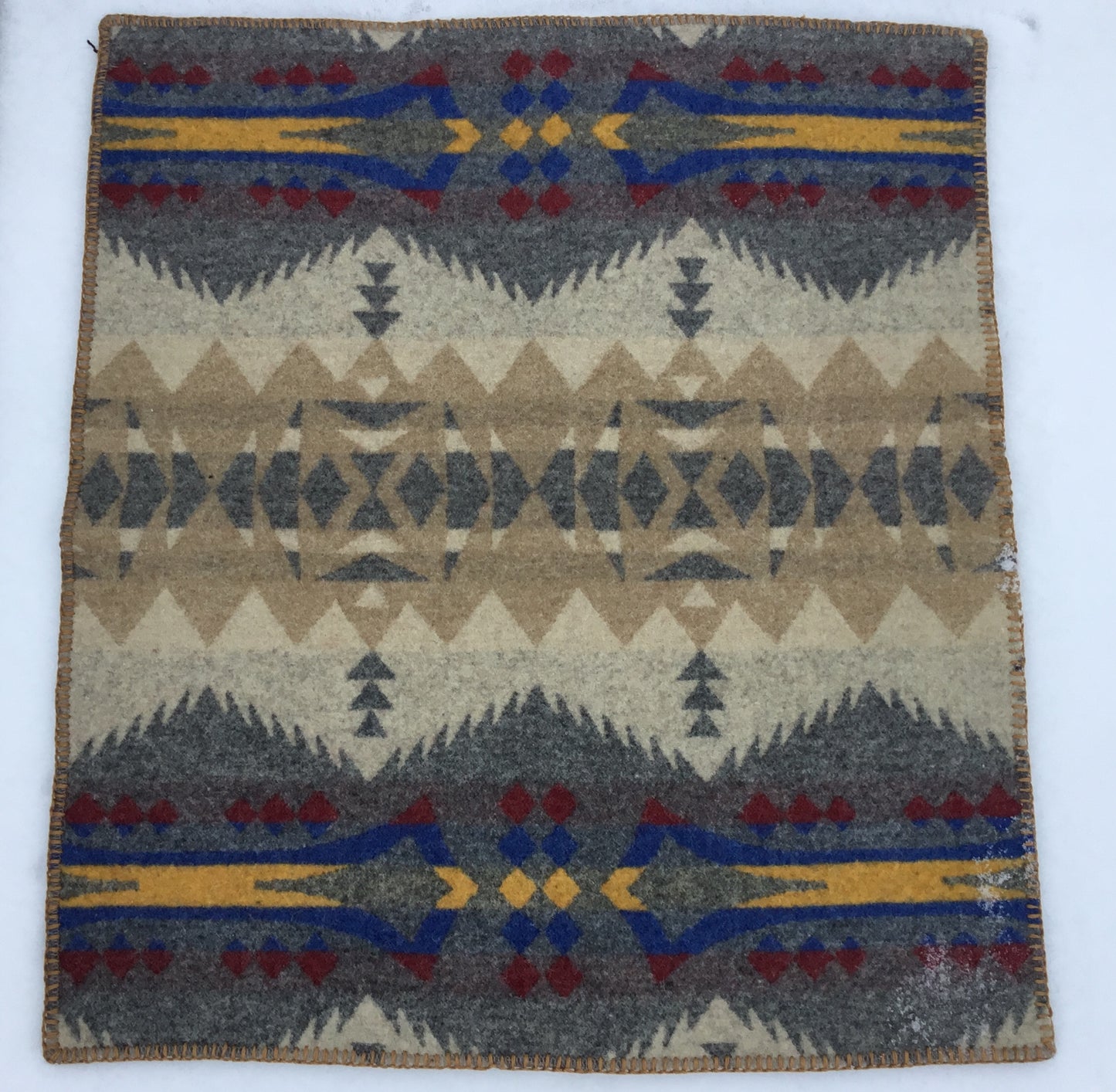Table Mat 19.5" x 22"