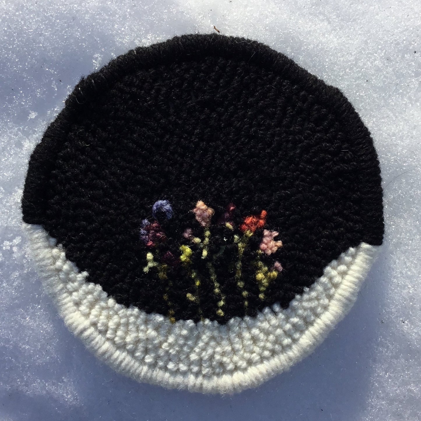 Moon Flowers Mug Rug - Oxford Punch Needle Kit
