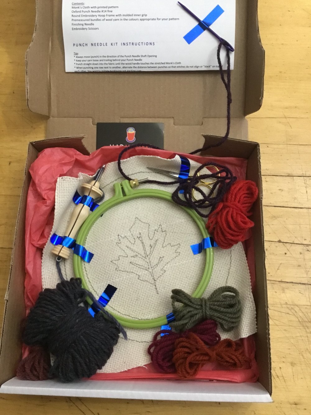 Maple Leaf Mug Rug - Oxford Punch Needle Kit